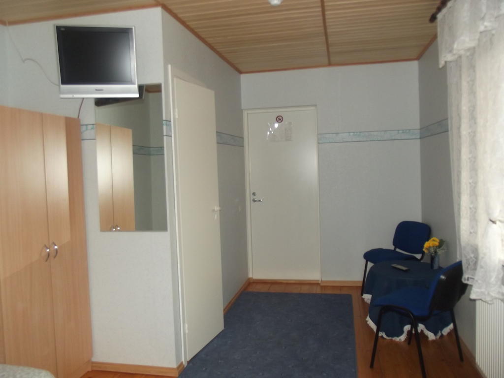 Kure Guesthouse Rahinge Szoba fotó
