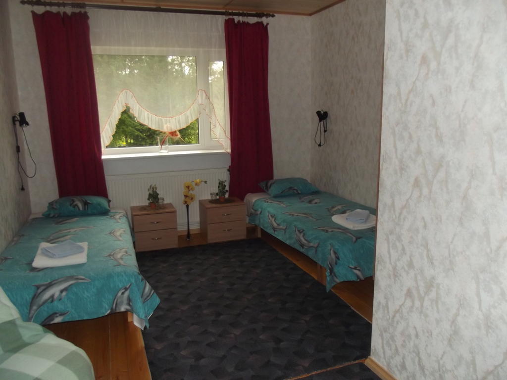 Kure Guesthouse Rahinge Szoba fotó