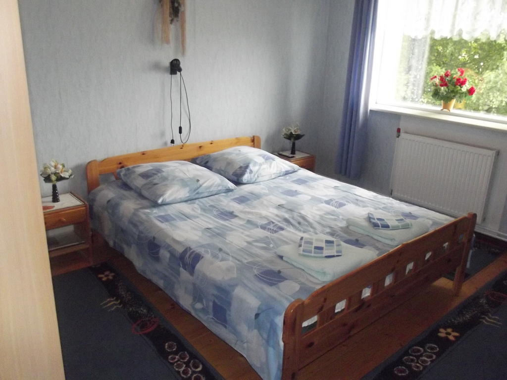 Kure Guesthouse Rahinge Szoba fotó